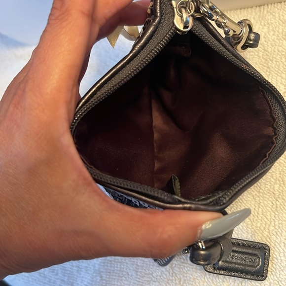 Coach sequin mini wristlet - Picture 9 of 14